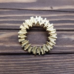 Gold Tone Abstract Wreath Brooch